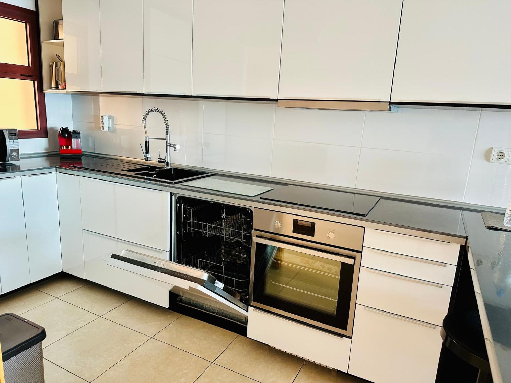 Su Eminencia - Sea View Apartment With Modern Comforts Playa Del Cura  Exterior photo