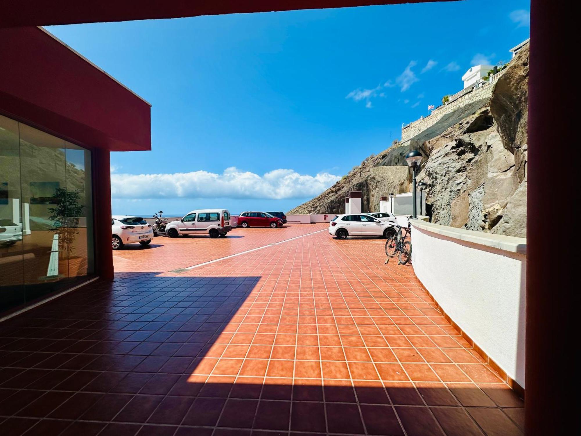 Su Eminencia - Sea View Apartment With Modern Comforts Playa Del Cura  Exterior photo