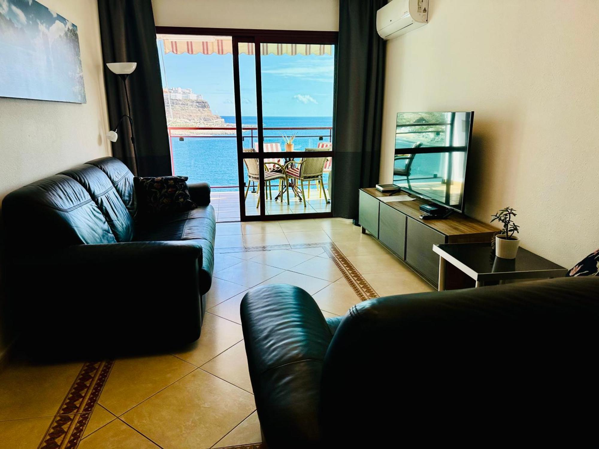 Su Eminencia - Sea View Apartment With Modern Comforts Playa Del Cura  Exterior photo